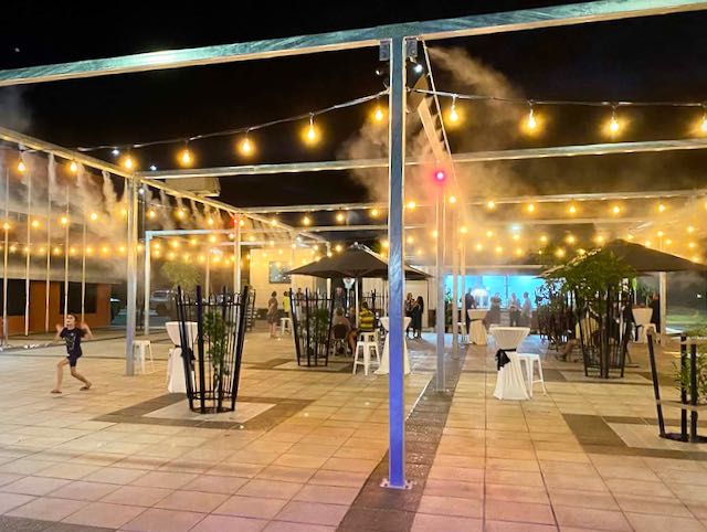 Top quality alfresco cooling solutions with mist lines