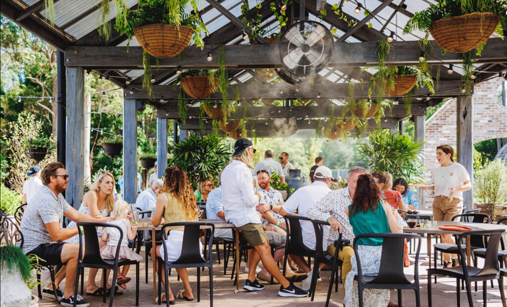 Alfresco Restaurant Cooling Misting Fans
